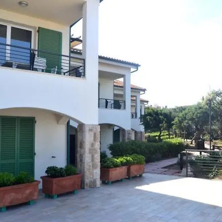 شقة فندقية Etruriamare 3*